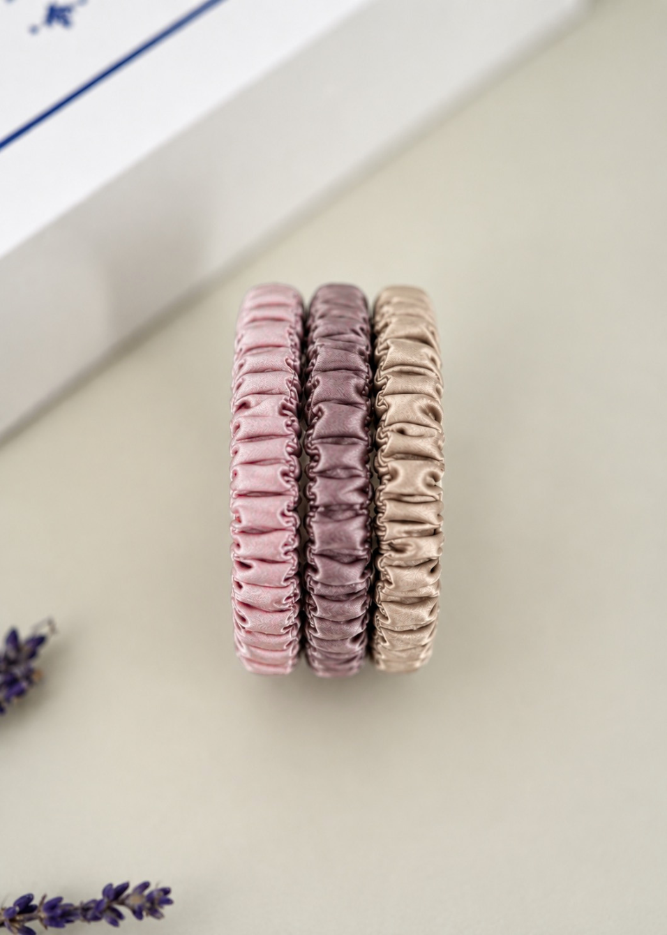 Set svilenih elastik – BLUSH